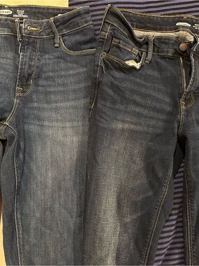 Old Navy Women’s Dark Indigo Slim Straight Jeans